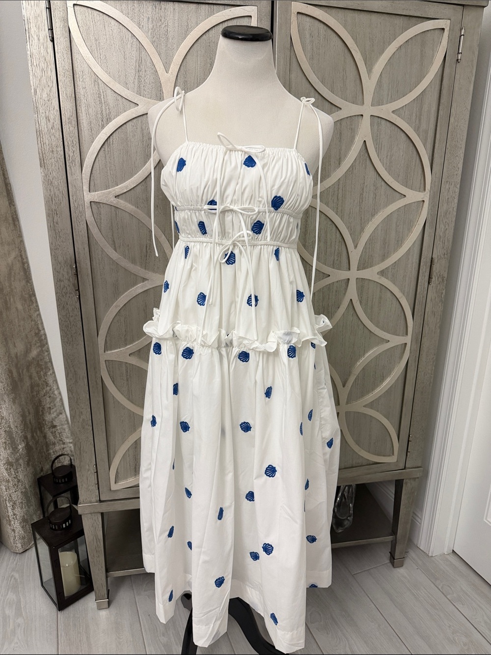 NWOT En Saison White Maxi Dress with Blue Embroidered Spots